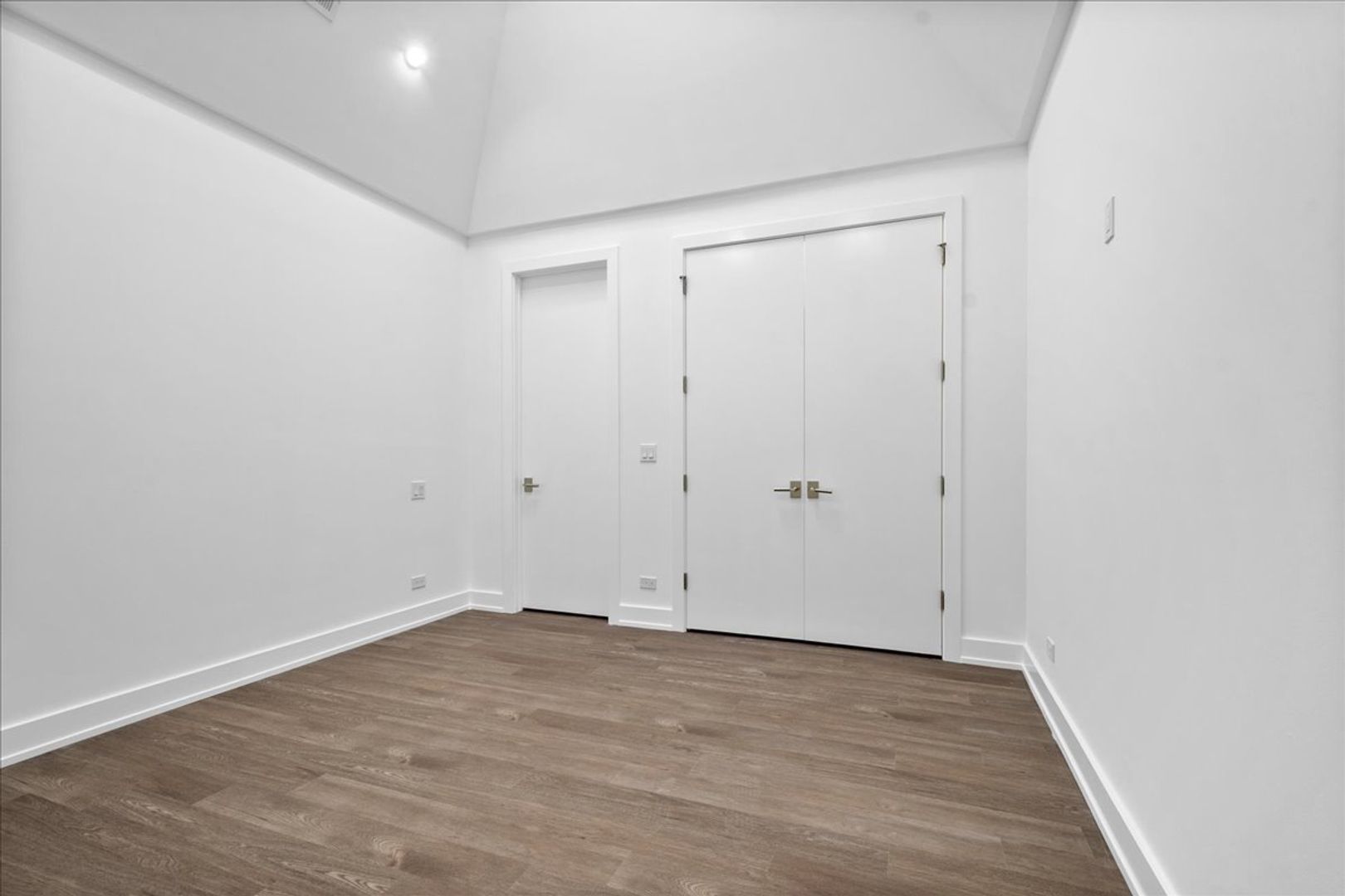 728 Waukegan Road, Unit 209 Deerfield, IL 60015 - Photo 15 of 28