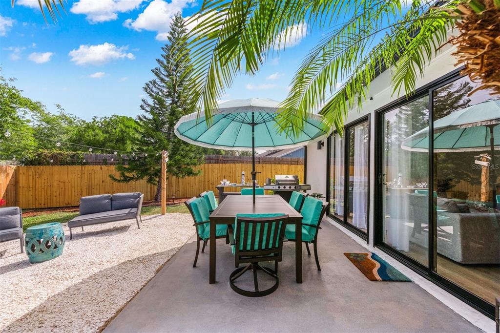 2911 Woodpine Court Sarasota, FL 34231 - Photo 41 of 88