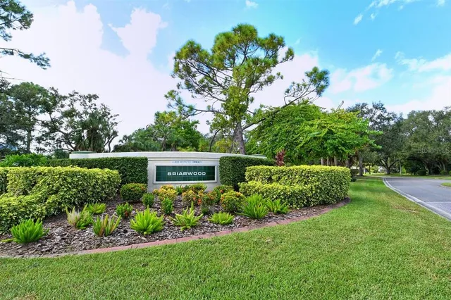 $419,000 | 3157 57th Ave Circle East, Bradenton, FL 34203