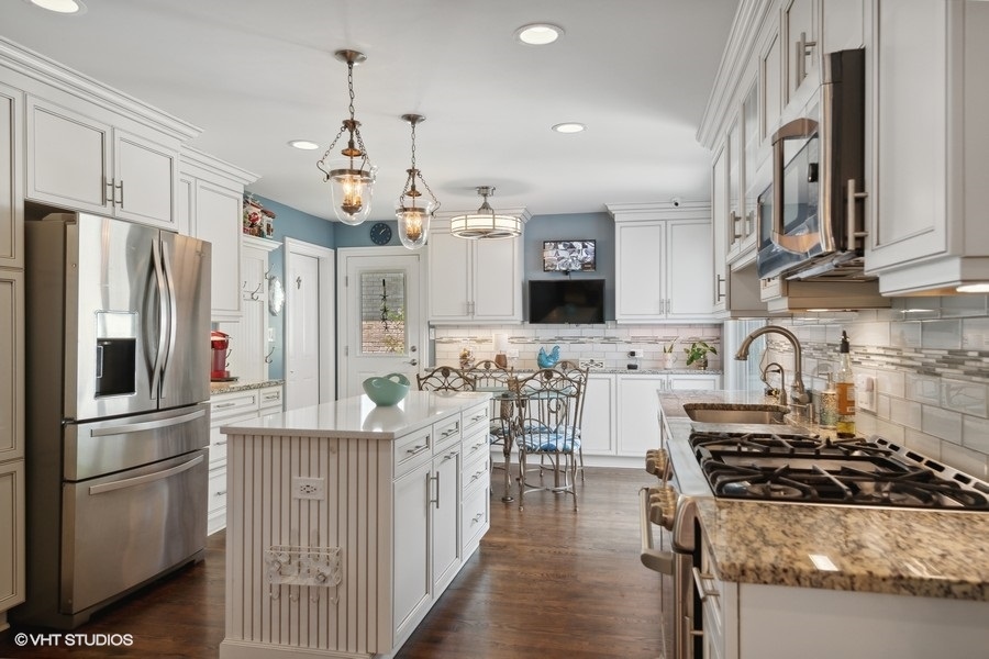 1717 South Washington Avenue Park Ridge, IL 60068 - Photo 6 of 24