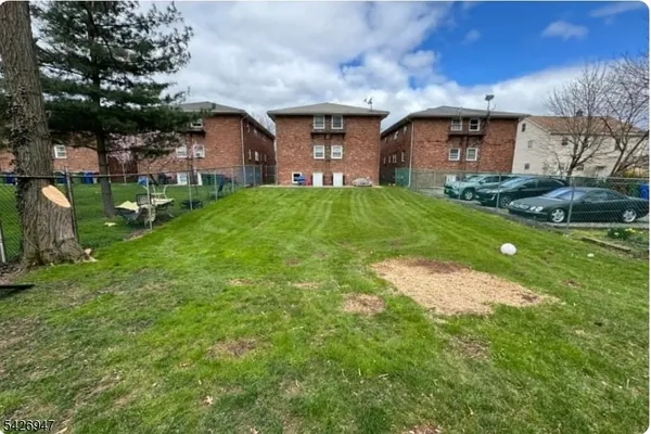 $2,300 | 315 West Price Street, Unit 2, Linden, NJ 07036