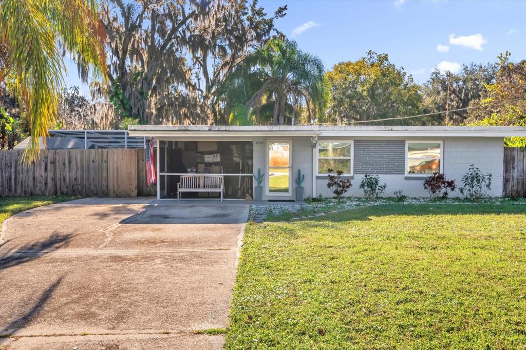 8150 Spring Drive Yalaha, FL 34797 - Photo 1 of 33