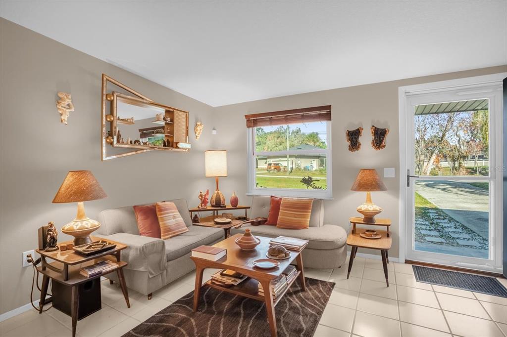 8150 Spring Drive Yalaha, FL 34797 - Photo 7 of 33