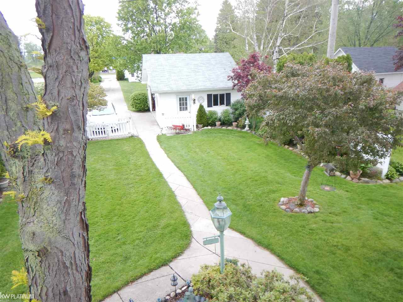 5637 Pointe Tremble Road Algonac, MI 48001 - Photo 31 of 50 31320509-30.JPG