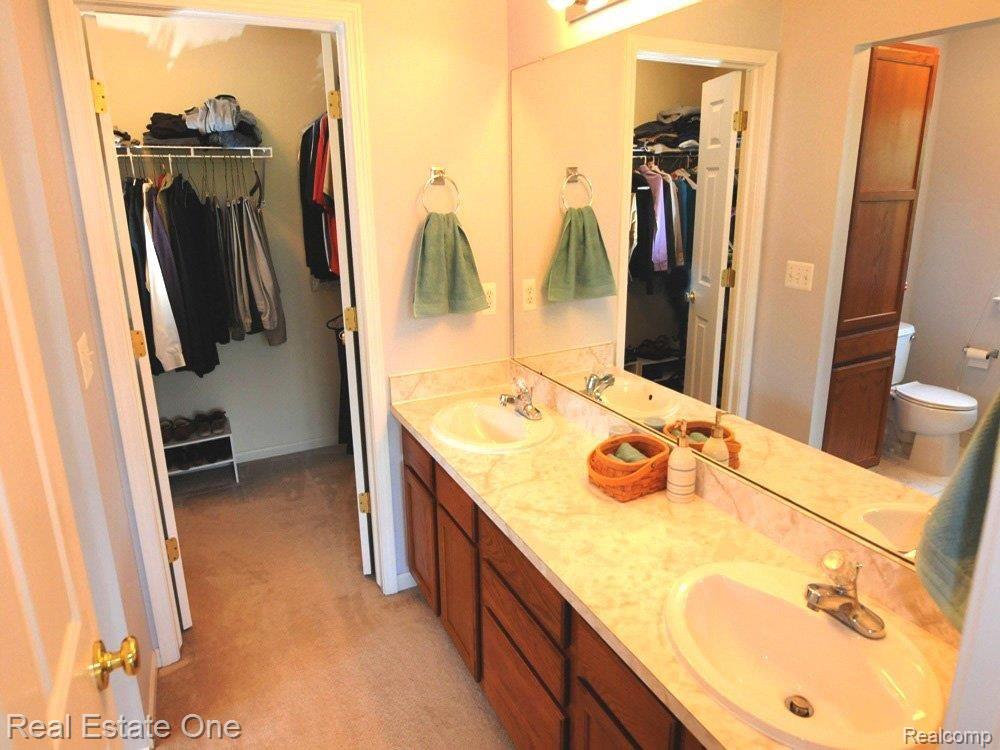 110 Cherry Grove Road, Unit 1 Canton, MI 48188 - Photo 12 of 24 Master bath w/ walk-in closet