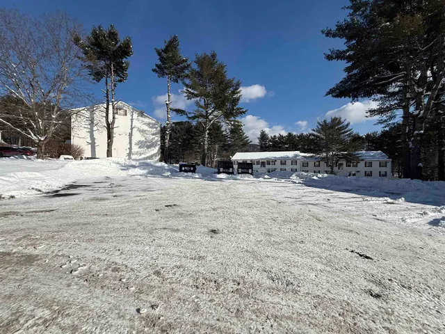 $149,000 | 20 Wolf Road, Unit 57C, Lebanon, NH 03766