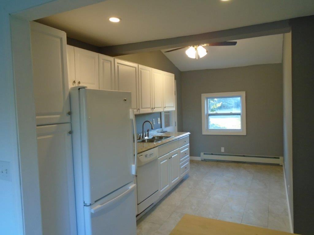 182 River Road Benton, ME 04901 - Photo 3 of 24 Kitchen