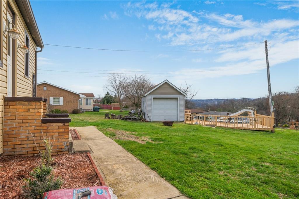 933 McCoy Road McKees Rocks, PA 15136 - Photo 33 of 41