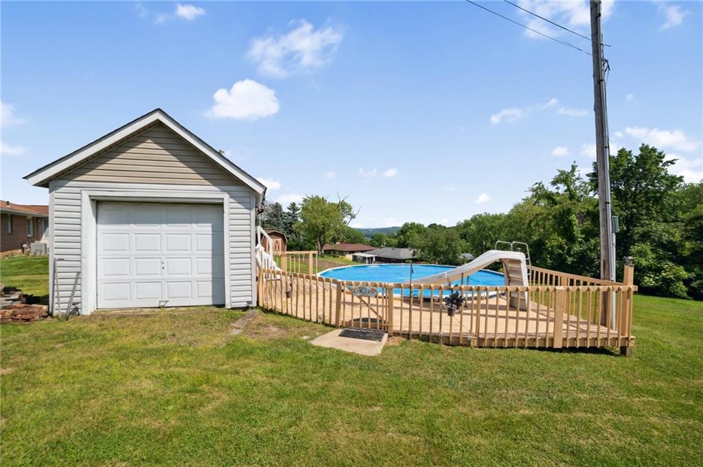 933 McCoy Road McKees Rocks, PA 15136 - Photo 34 of 41