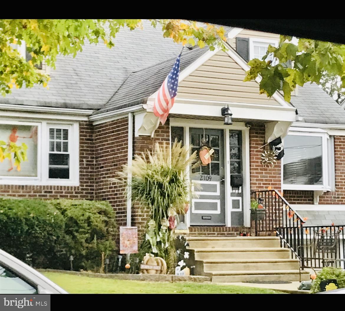 2109 Griffith Street Philadelphia, PA 19152 - Photo 3 of 42 Gallery Image 3