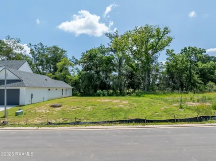 $59,000 | 613 Whispering Meadows Road, Broussard, LA 70518