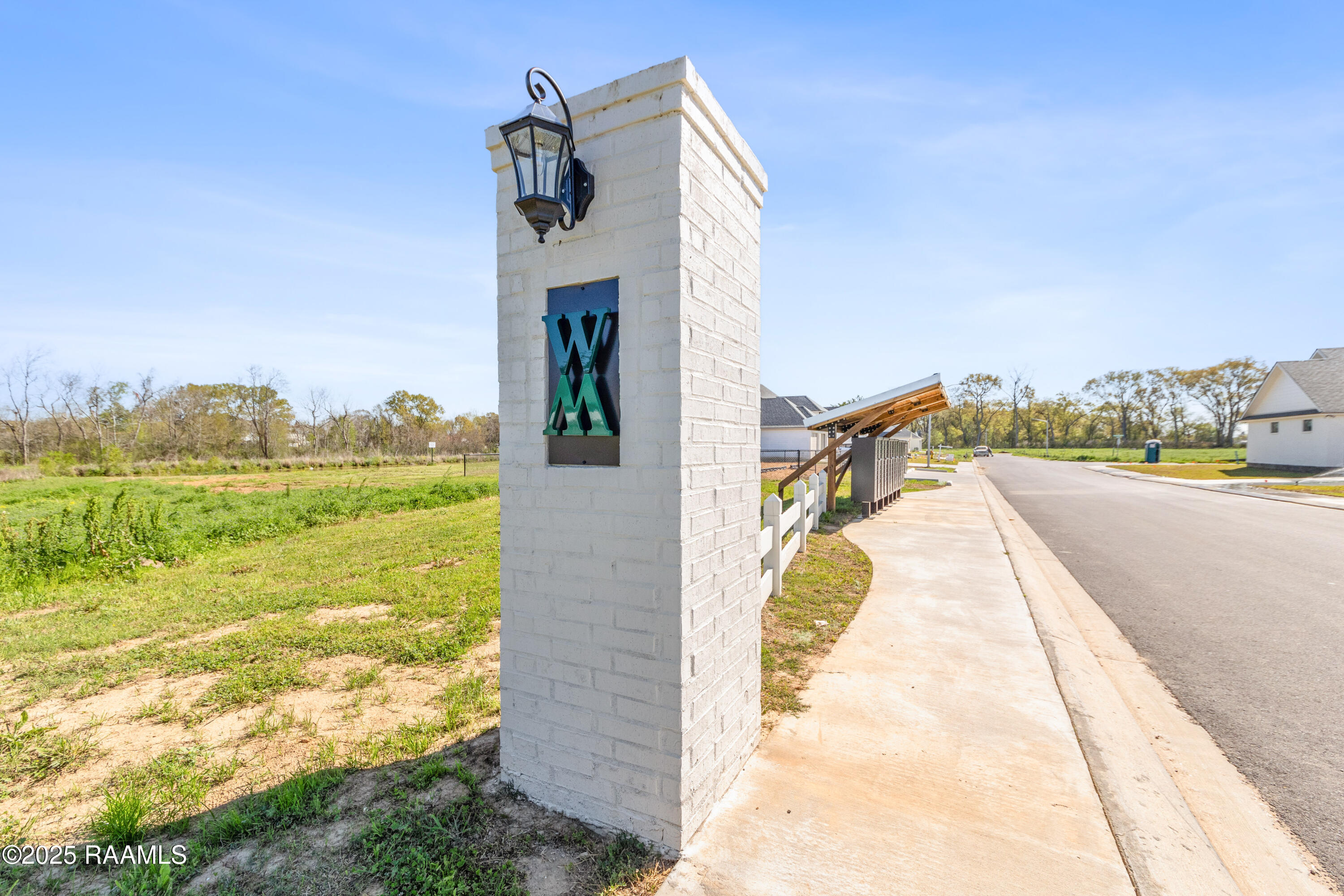 613 Whispering Meadows Road Broussard, LA 70518 - Photo 5 of 10 611WhisperingMeadowsUpdate-3-122