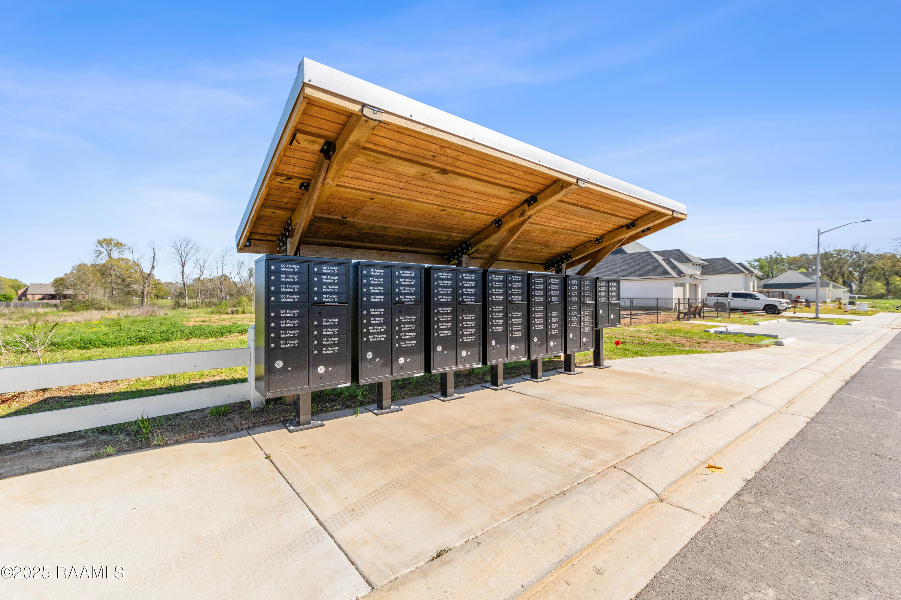 613 Whispering Meadows Road Broussard, LA 70518 - Photo 6 of 10 611WhisperingMeadowsUpdate-3-127