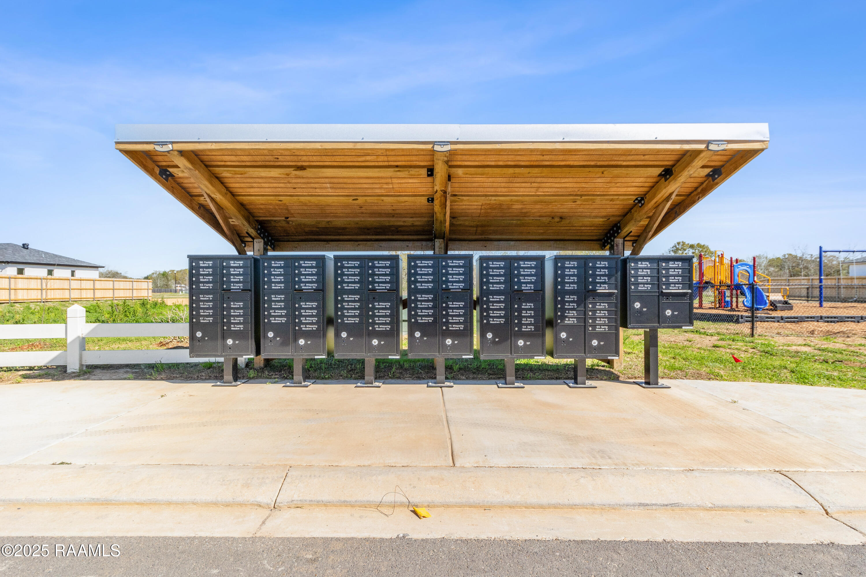 613 Whispering Meadows Road Broussard, LA 70518 - Photo 7 of 10 611WhisperingMeadowsUpdate-3-123