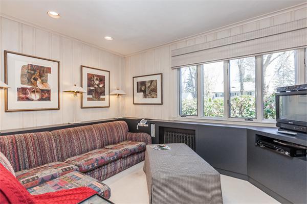 134 Crescent Road Longmeadow, MA 01106 - Photo 16 of 30 Gallery Image 16