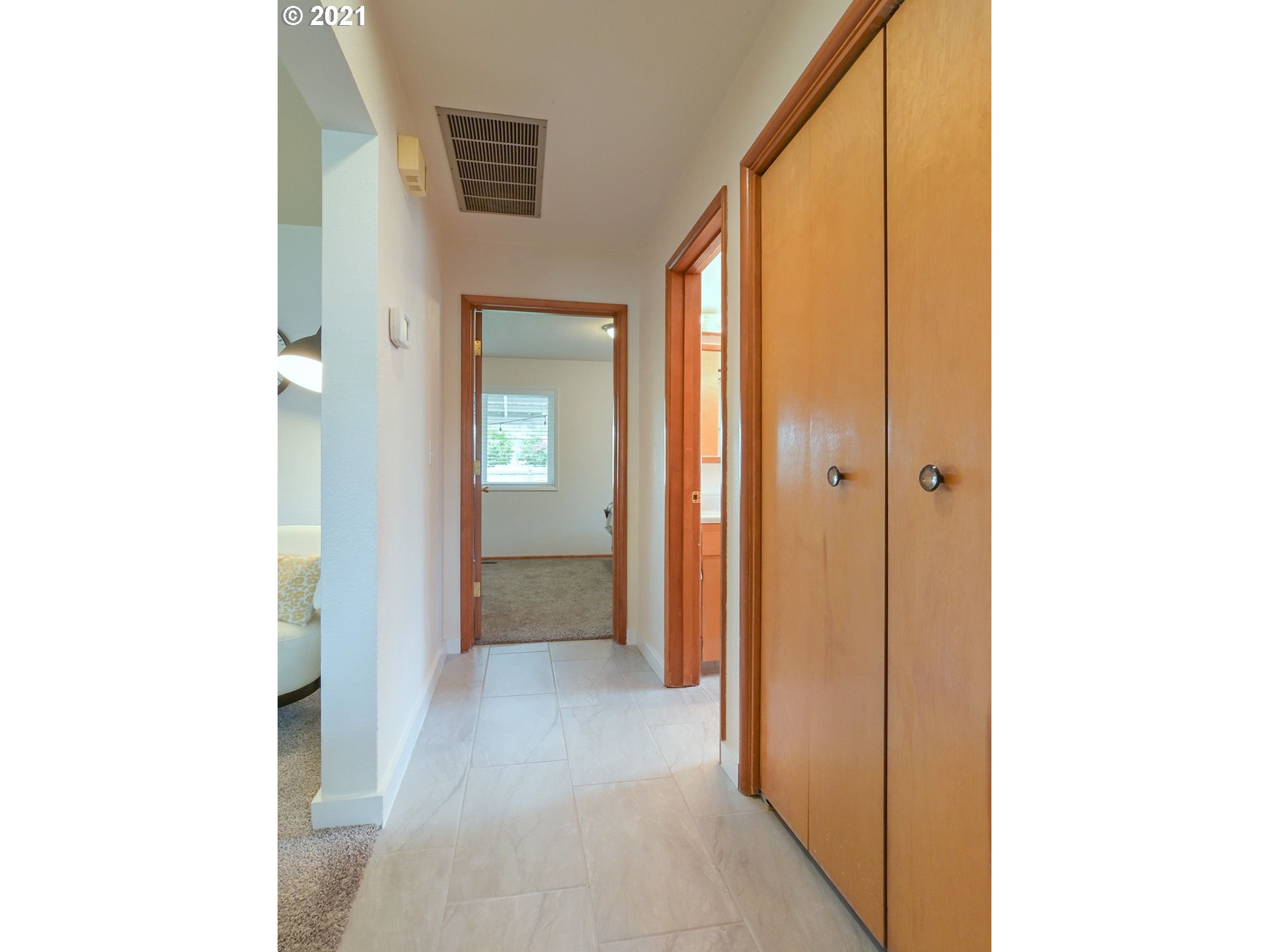 152 Schooling Road Harrisburg, OR 97446 - Photo 11 of 26 Gallery Image 11