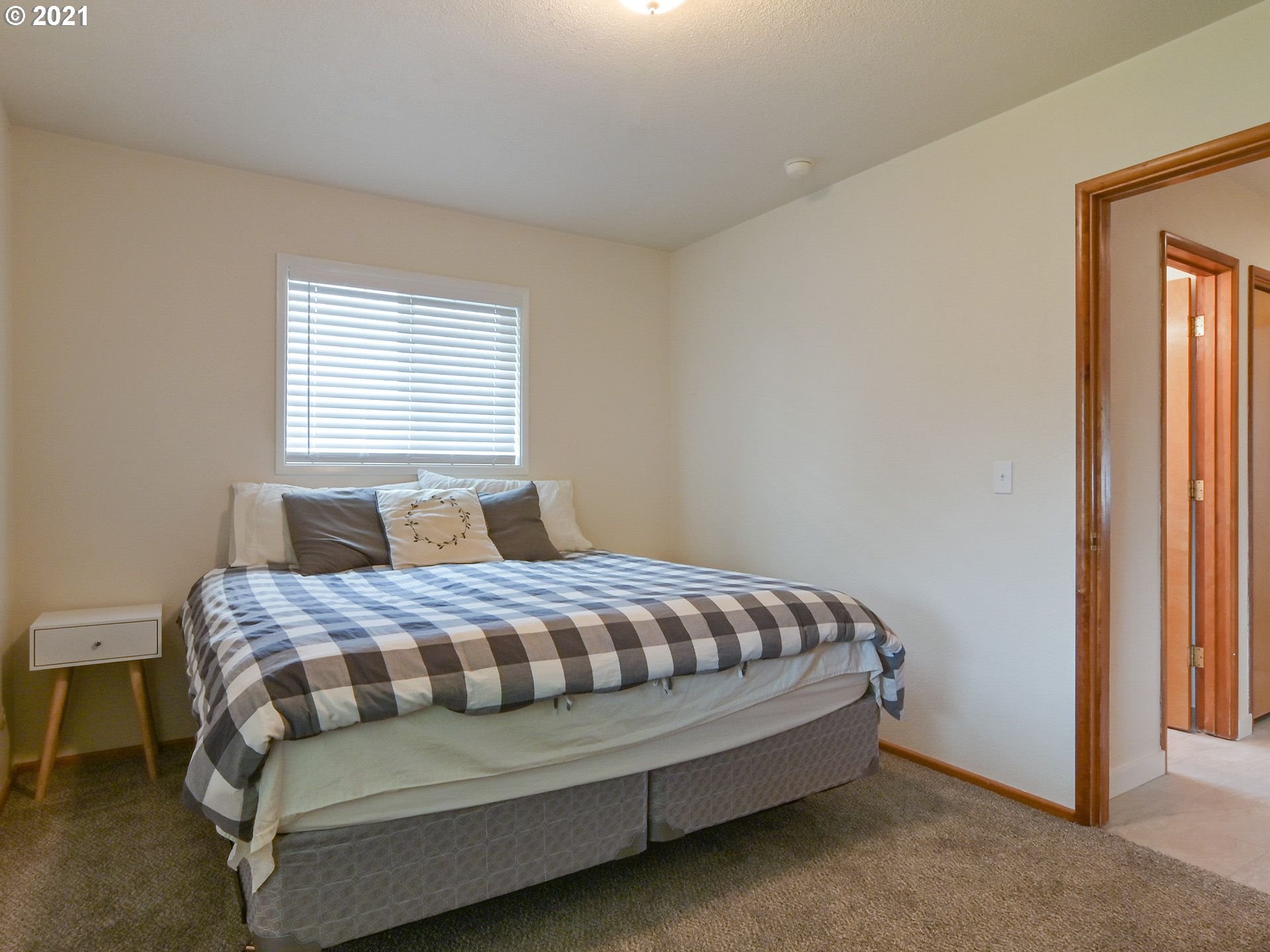 152 Schooling Road Harrisburg, OR 97446 - Photo 12 of 26 Gallery Image 12