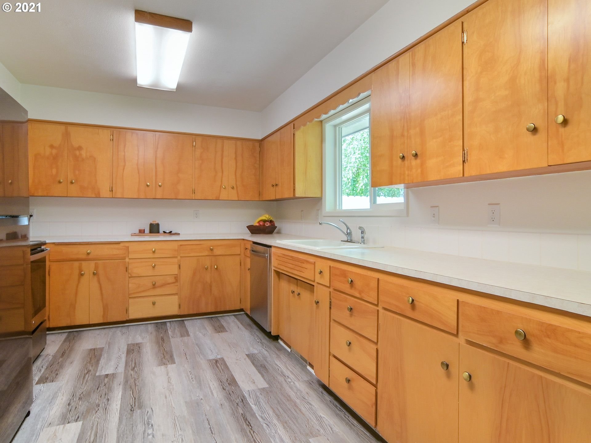 152 Schooling Road Harrisburg, OR 97446 - Photo 8 of 26 Gallery Image 8
