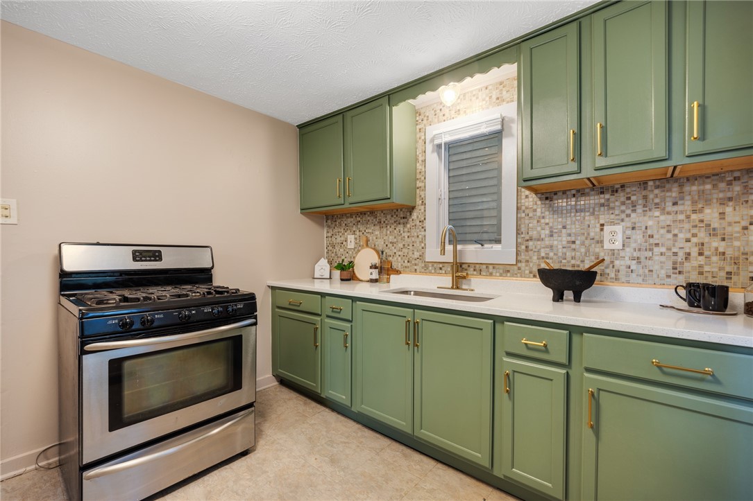 96 Richmond Street Rochester, NY 14607 - Photo 19 of 29