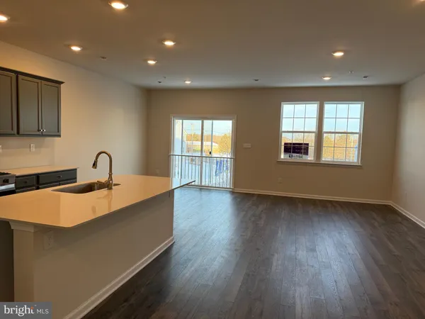 $3,000 | 1069 Meadowlark Drive, Fogelsville, PA 18051