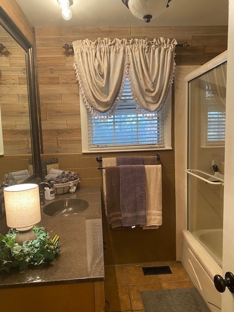 917 Vanderbilt Road Mount Juliet, TN 37122 - Photo 4 of 9 a bathroom with a sink a bathtub and a shower