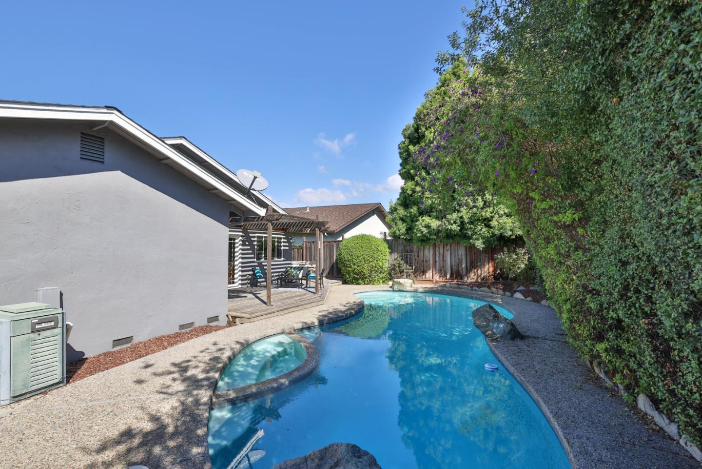 2314 Oak Flat Road San Jose, CA 95131 - Photo 27 of 36 a backyard of a house with seating space
