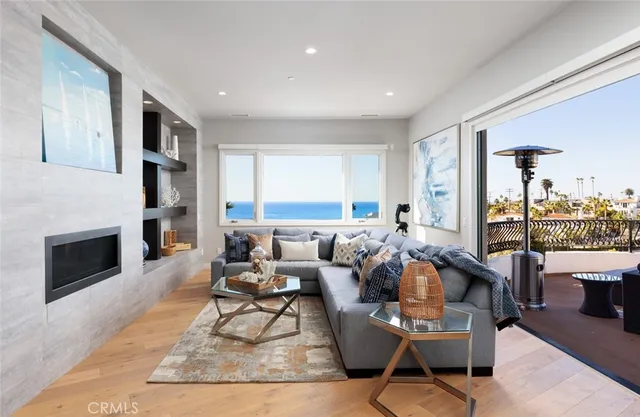 $18,950 | 410 Arenoso Lane, Unit 301, San Clemente, CA 92672