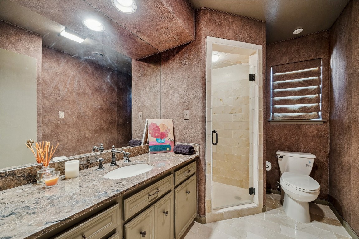 230 Gessner Road Houston, TX 77024 - Photo 17 of 31