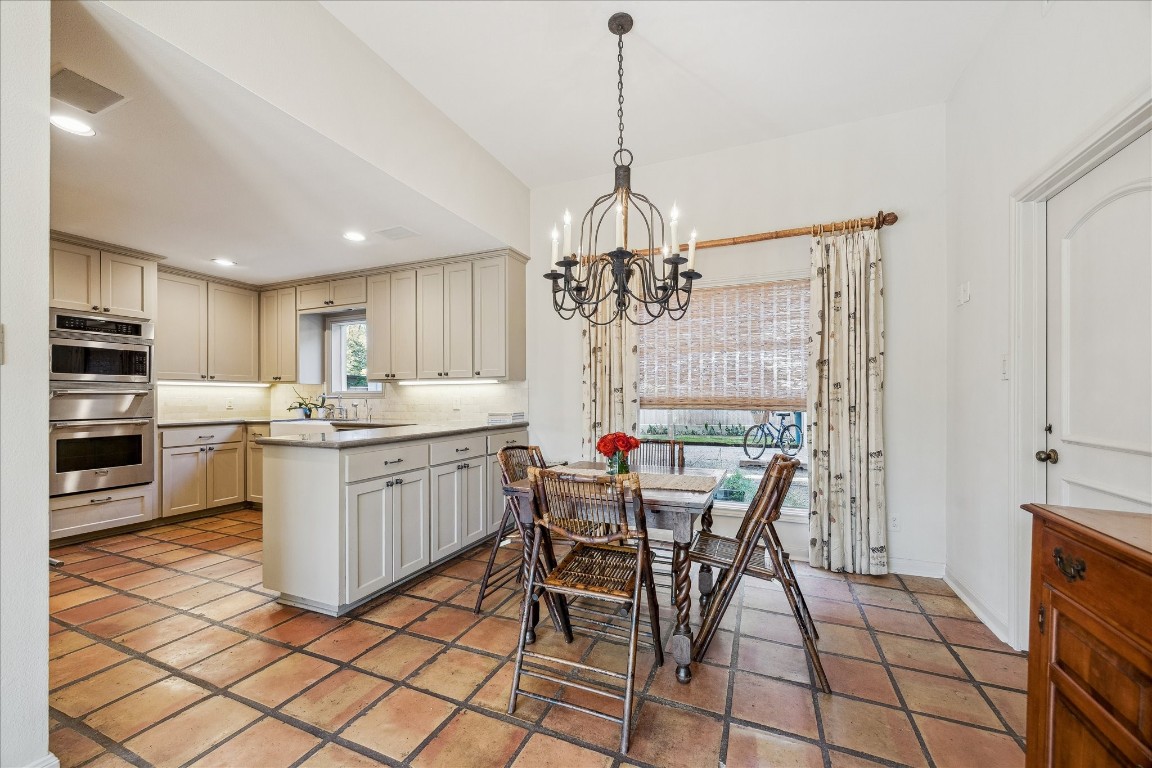 230 Gessner Road Houston, TX 77024 - Photo 9 of 31