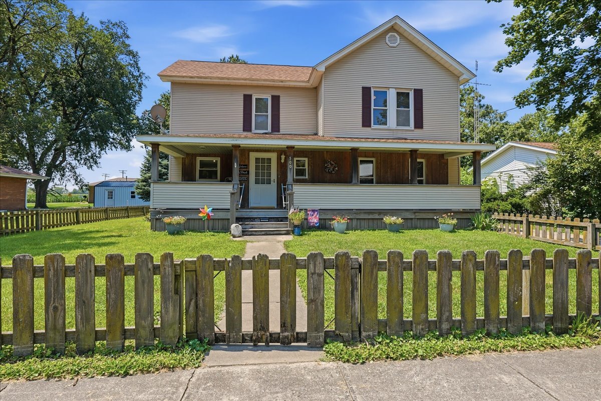 500 North Pearl Street Forrest, IL 61741 - Photo 2 of 40
