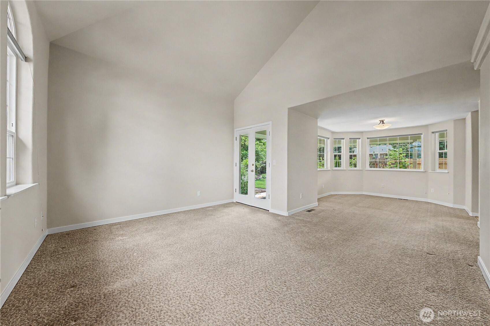 718 Kriewald Court Wenatchee, WA 98801 - Photo 6 of 37