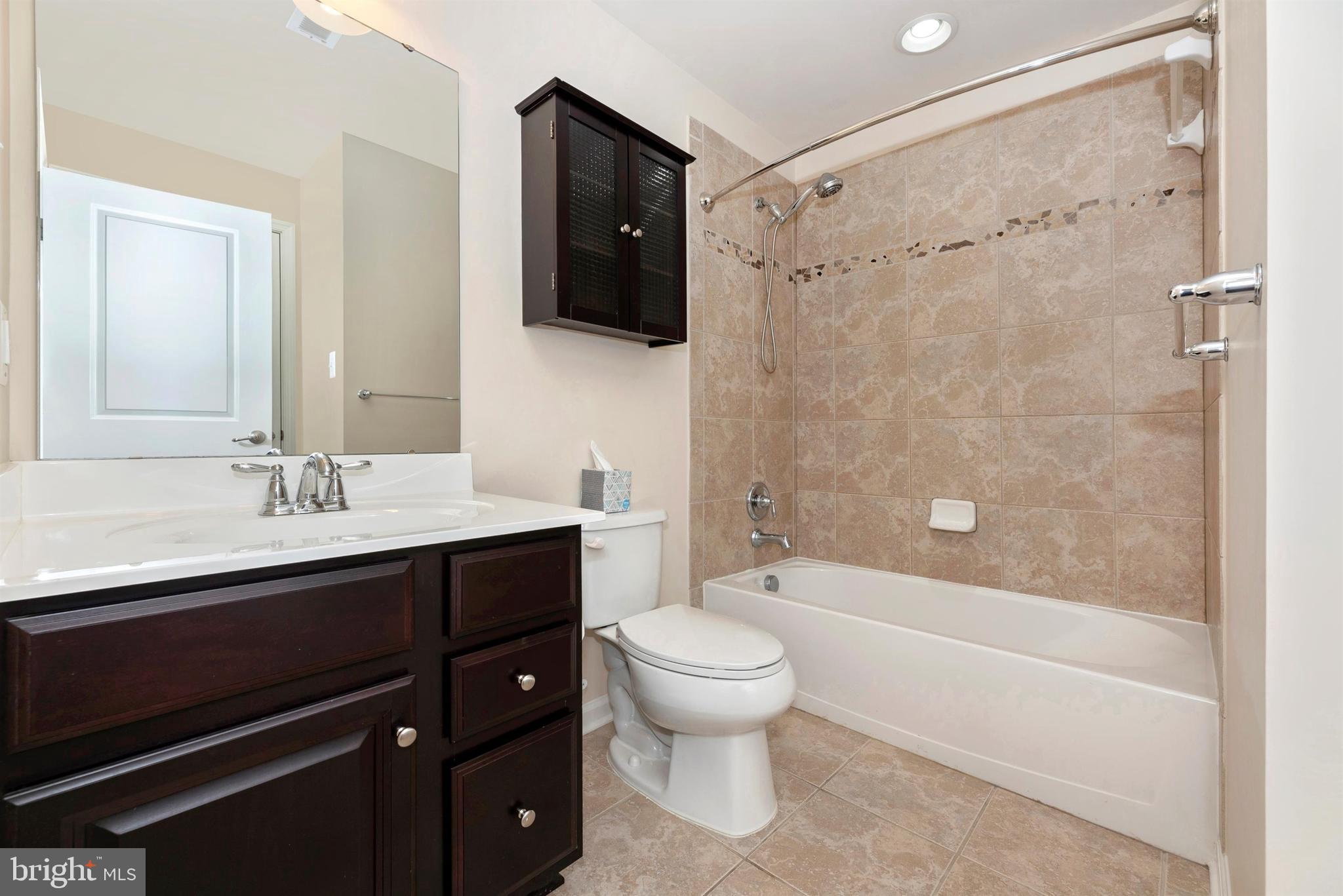 2624 Egret Way Frederick, MD 21701 - Photo 11 of 53 First level upgraded full bath