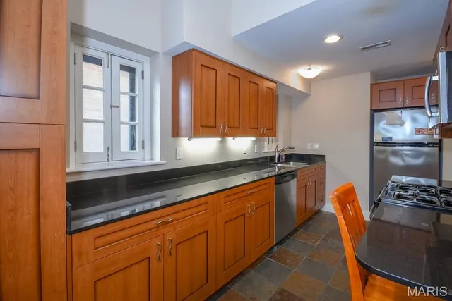 $1,750 | 603 Westgate Avenue, Unit 603C, St. Louis, MO 63130