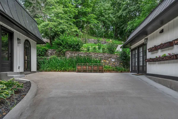 $12,000 | 1206 Mc Grace Lane, Nashville, TN 37220