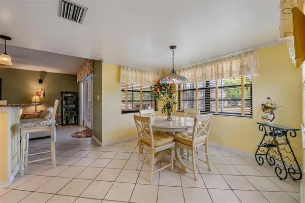 $635,000 | 589 Allens Ridge Drive East, Palm Harbor, FL 34683