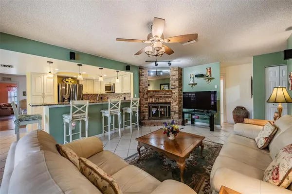 $635,000 | 589 Allens Ridge Drive East, Palm Harbor, FL 34683