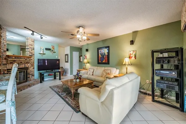 $635,000 | 589 Allens Ridge Drive East, Palm Harbor, FL 34683