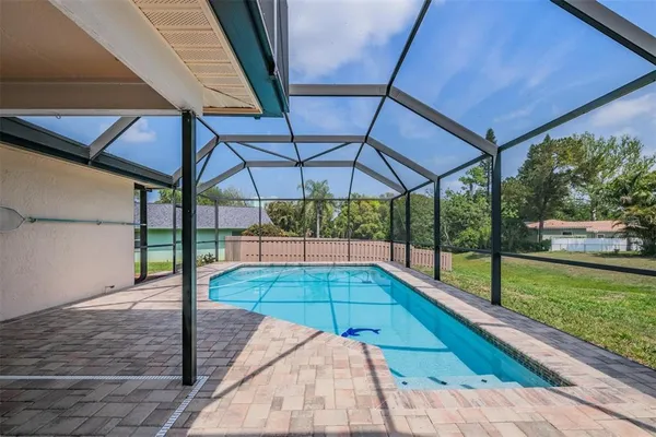 $635,000 | 589 Allens Ridge Drive East, Palm Harbor, FL 34683