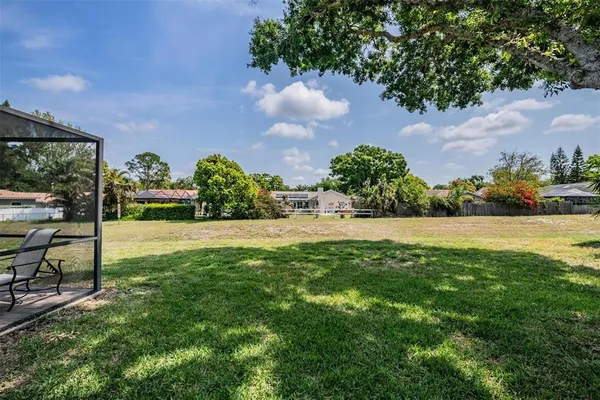 $635,000 | 589 Allens Ridge Drive East, Palm Harbor, FL 34683
