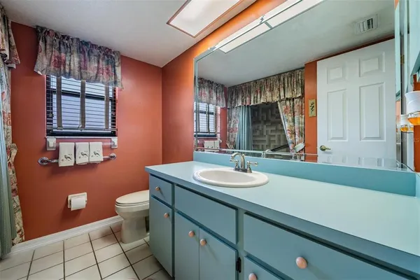 $635,000 | 589 Allens Ridge Drive East, Palm Harbor, FL 34683