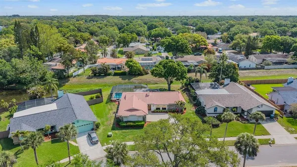 $635,000 | 589 Allens Ridge Drive East, Palm Harbor, FL 34683