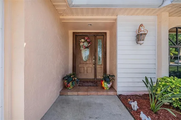 $635,000 | 589 Allens Ridge Drive East, Palm Harbor, FL 34683