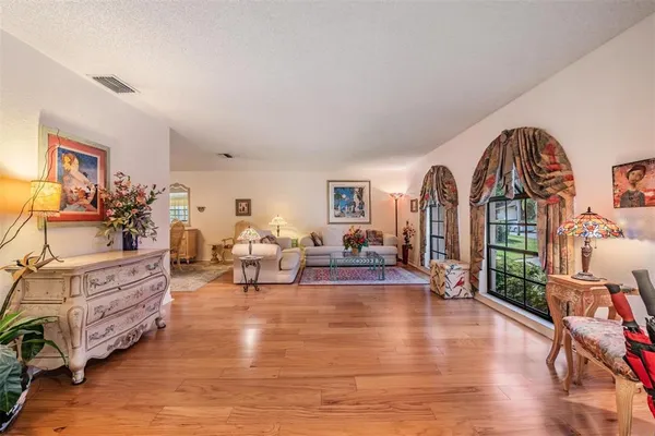 $635,000 | 589 Allens Ridge Drive East, Palm Harbor, FL 34683