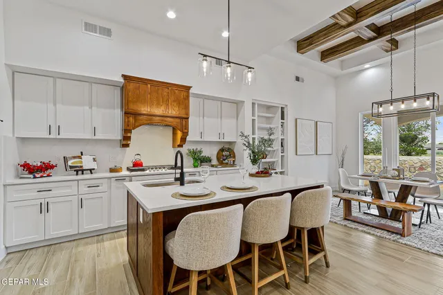 $665,000 | 5636 Rio Bonito Circle, El Paso, TX 79932