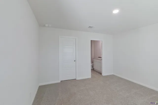 $1,800 | 14231 War Admiral Avenue, Denham Springs, LA 70726