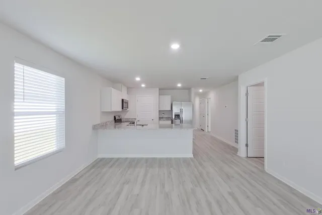 $1,800 | 14231 War Admiral Avenue, Denham Springs, LA 70726