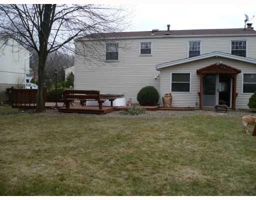 104 Fox Run Road Cranberry Township, PA 16066 - Photo 8 of 18 Exterior Back.