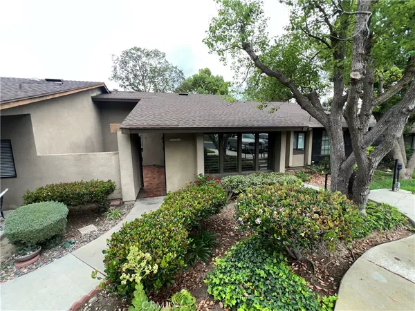 $2,950 | 15933 Alta Vista Drive, Unit 606B, La Mirada, CA 90638
