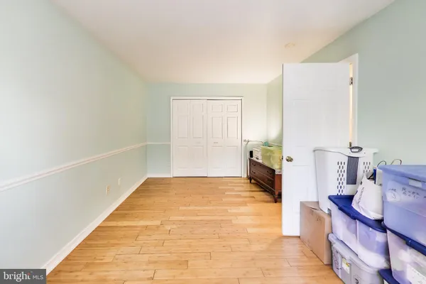 $280,000 | 4909 Americana Drive, Unit A, Annandale, VA 22003