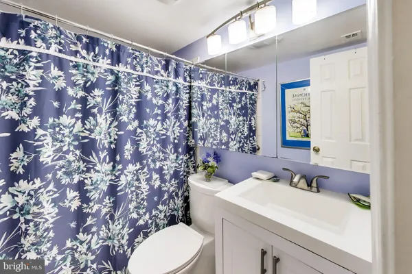 $280,000 | 4909 Americana Drive, Unit A, Annandale, VA 22003